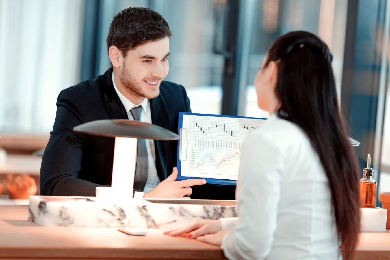 shutterstock_256954489_change.jpg